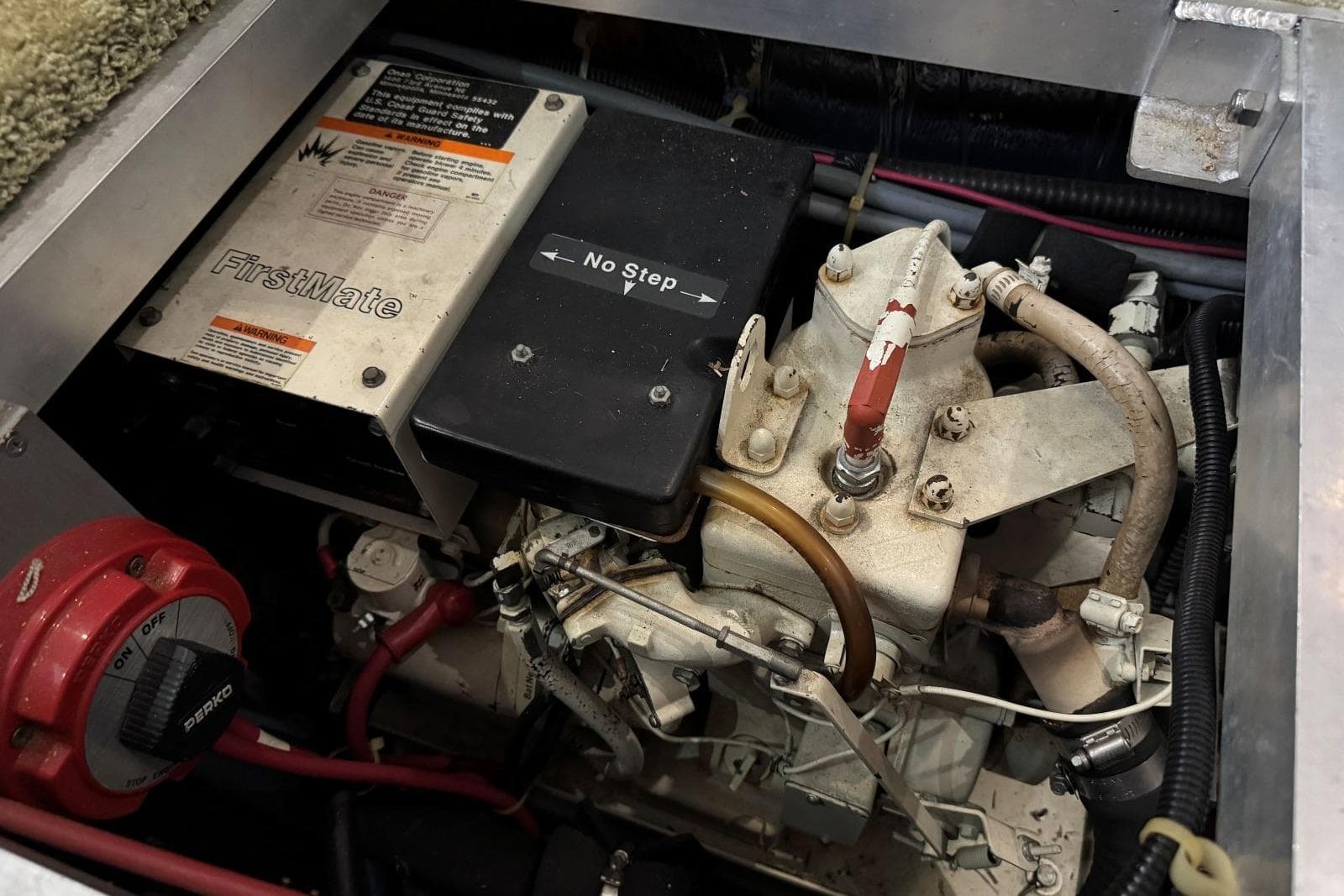 1993 Carver 300 Aft Cabin — Mt Juliet, TN (photo 44)