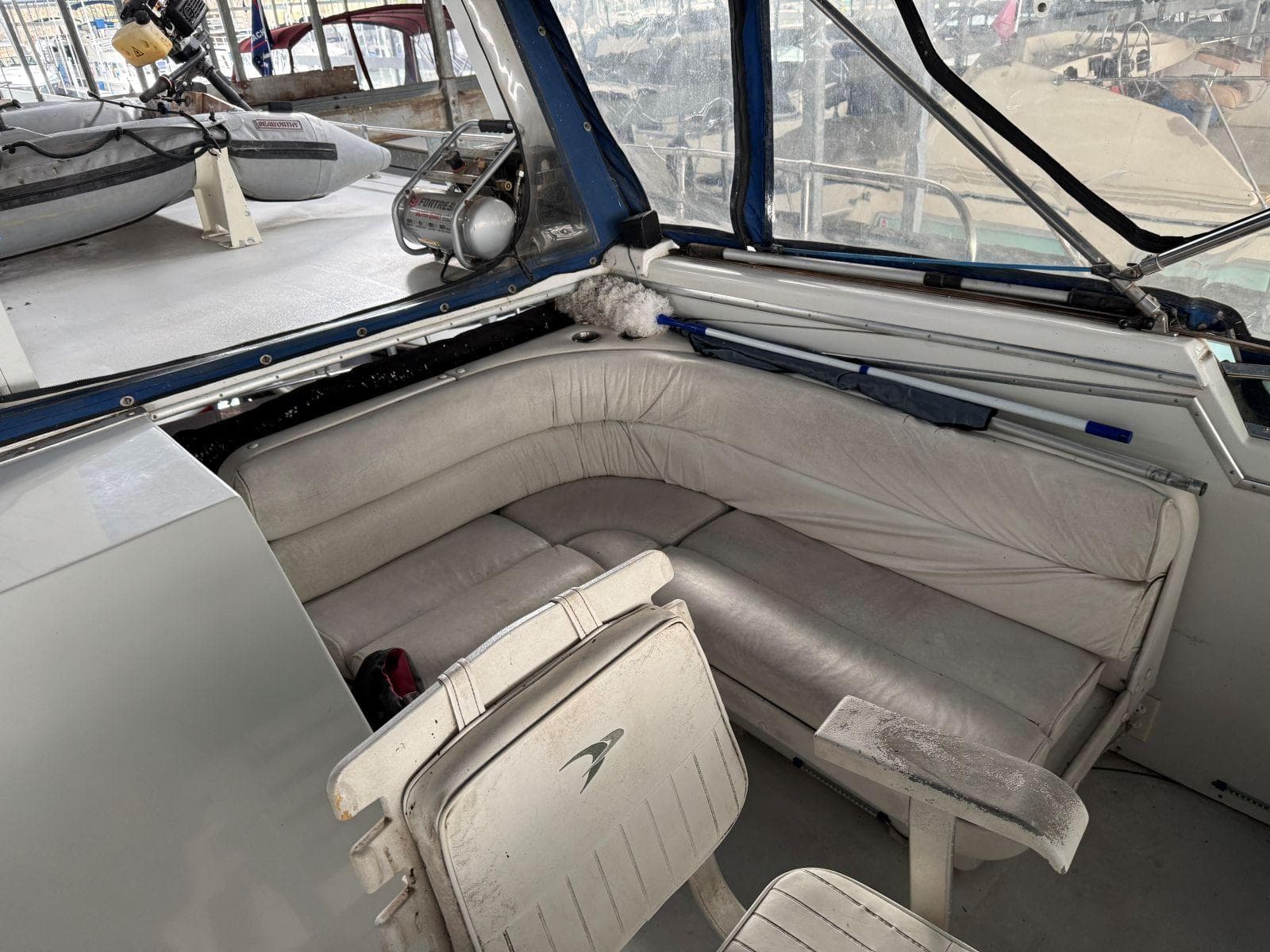 1988 Chris-Craft 426 Catalina — Hendersonville, TN (photo 15)