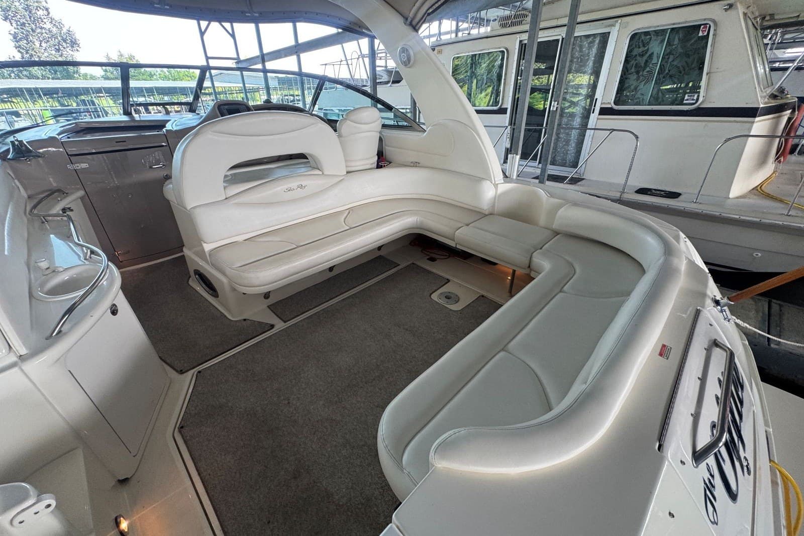 2003 Sea Ray 410 Sundancer — Hendersonville, TN (photo 19)