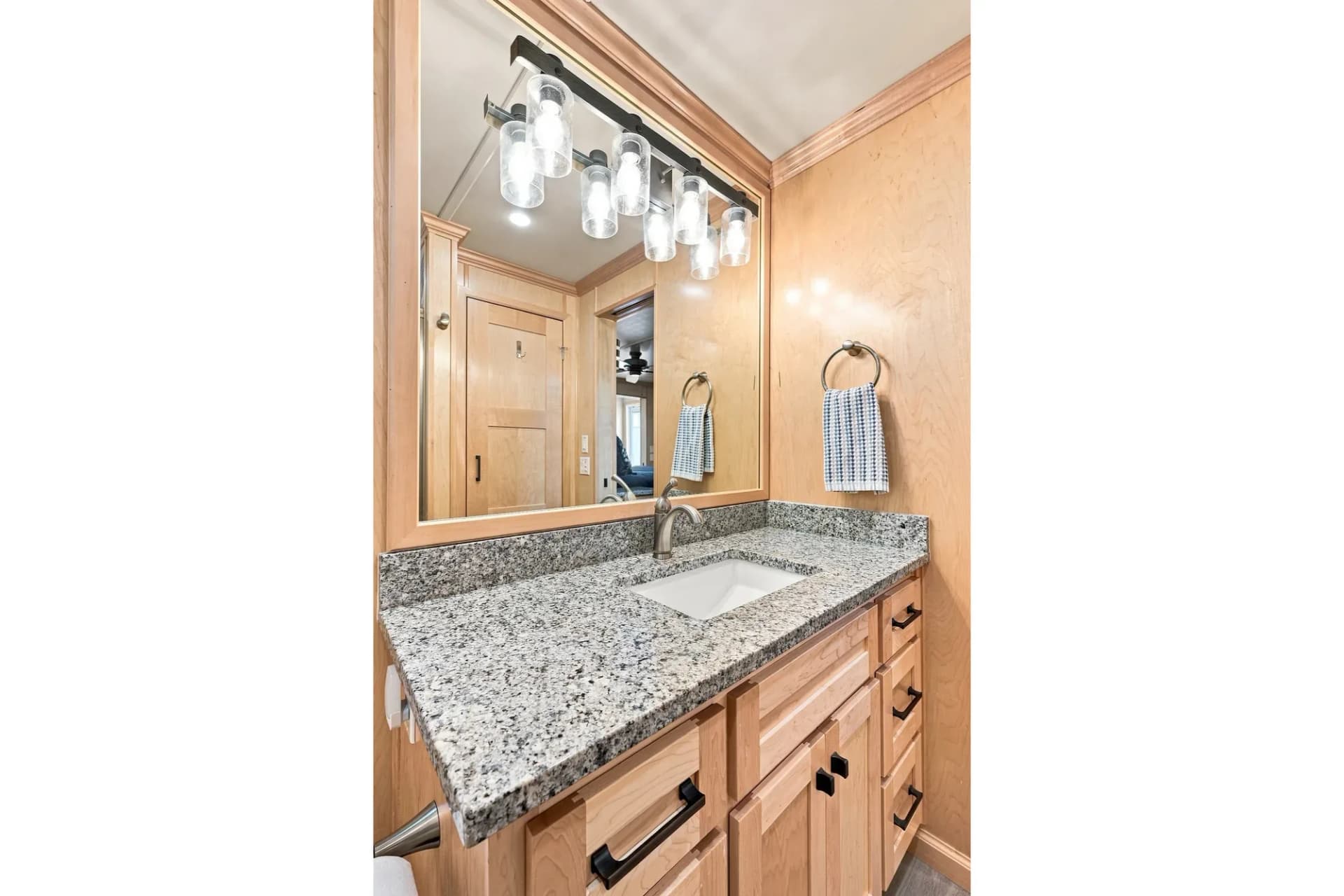 2023 Sumerset 18 x 77 LUX — Granville, TN (photo 63)